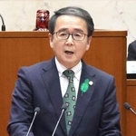 　香川県議会で再選出馬を表明する池田豊人知事＝１６日午前