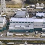 　新潟県の東京電力柏崎刈羽原発６号機（中央）＝２０２５年１１月