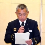 　記者会見する群馬県太田市消防本部の小島一也消防長＝１８日午前、太田市役所