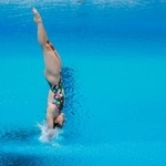 　女子高飛び込み決勝　優勝した金戸凜の演技＝東京アクアティクスセンター