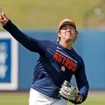 　キャッチボールするアストロズ・今井＝ウェストパームビーチ（共同）