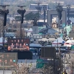 　ＢＴＳ復帰公演の会場、光化門広場＝２１日、ソウル（ロイター＝共同）