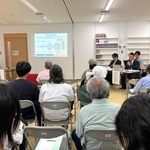 　経産省などが開いた、東京都小笠原村・母島での住民説明会＝２１日午後（原子力発電環境整備機構提供）