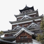 　内部の一般公開最終日となった広島城天守＝２２日午後、広島市中区