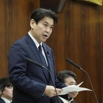 　松本洋平文科相＝２４日