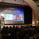 　２６日、ニューヨークで開かれた全米批評家協会賞の授賞式（共同）