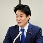 　記者会見する立憲民主党の小西洋之参院議員＝２７日午後、東京・霞が関の司法記者クラブ