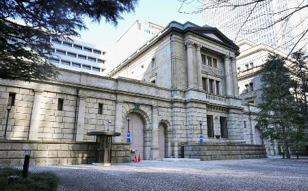 日銀、利上げ見送りの公算　物価見通しは引き上げへ