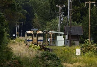 　福岡県飯塚市のＪＲ筑豊線、筑前内野駅＝２０２２年
