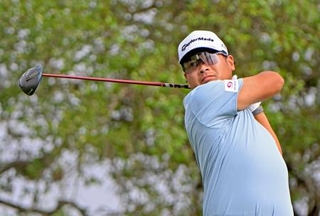 　第３ラウンド、８ホールを終えて通算１１アンダーで暫定３位の久常涼＝ＴＰＣサンアントニオ（共同）