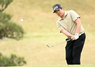 　第１日、６アンダーで２位の水田竜昇＝東建多度ＣＣ名古屋