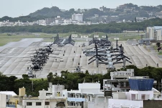 　米軍普天間飛行場＝２０２５年５月、沖縄県宜野湾市