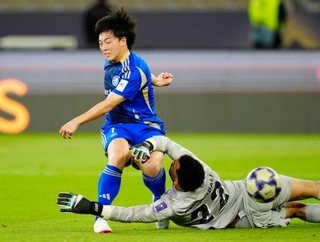 　町田-アルアハリ　前半、先制ゴールを決める町田・相馬＝ジッダ（共同）