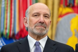 　イベントに参加するラトニック米商務長官＝２３日、ワシントン（ＡＰ＝共同）