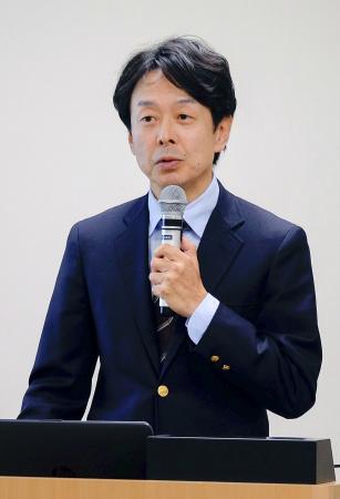 　記者会見する富山大の北村寛教授＝２８日午前、東京都中央区