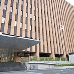 　山梨県警察本部＝２０２０年、甲府市