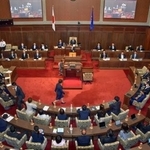 　大阪府議会＝２０２５年５月