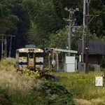 　福岡県飯塚市のＪＲ筑豊線、筑前内野駅＝２０２２年
