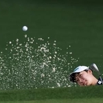 　ゴルフのオーガスタ・ナショナル女子アマチュア選手権最終ラウンド、長沢愛羅の２番バンカーショット＝４日、米ジョージア州オーガスタ（ゲッティ＝共同）