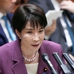 　参院予算委の集中審議で答弁する高市首相＝６日午前