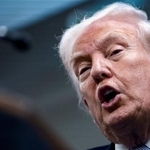 　ホワイトハウスで記者会見するトランプ米大統領＝６日、ワシントン（ロイター＝共同）