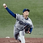 　ブルージェイズ戦に先発したドジャース・山本＝トロント（共同）
