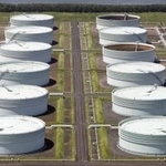 　鹿児島県の志布志国家石油備蓄基地＝２０２３年８月