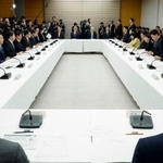 　首相官邸で開かれた中東情勢悪化への対応を議論する関係閣僚会議＝１０日午前