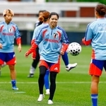 　米国戦に向け最終調整する長谷川（中央）ら＝サンノゼ（共同）