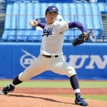 　東大戦で初登板した明大・湯田＝神宮