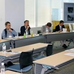 　尼崎ＪＲ脱線事故から２１年となるのを前に開かれた「組織罰を実現する会」の集会＝１１日午後、東京都千代田区