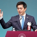 　第９３回自民党大会であいさつする日本維新の会の吉村代表＝１２日午前、東京都内