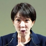 　第９３回自民党大会で演説する党総裁の高市首相＝１２日午前、東京都内