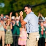 　最終ラウンド、通算１２アンダーで２連覇を達成したロリー・マキロイ＝オーガスタ・ナショナルＧＣ（共同）