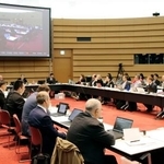 　開幕した北太平洋漁業委員会の年次会合＝１４日午前、大阪市