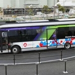 　大阪・関西万博で来場者輸送に使用された「ＥＶモーターズ・ジャパン」製の電気自動車バス