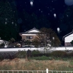 　安達結希さんの自宅＝１５日午後８時２２分、京都府南丹市