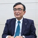 　インタビューに応じる日本ハムの前田文男新社長