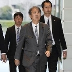 　首相官邸に入る石原宏高氏＝２月