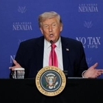 　１６日、米西部ネバダ州ラスベガスでの会合で話すトランプ米大統領（ロイター＝共同）