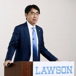 　記者会見するローソンの竹増貞信社長＝１７日午前、東京都中央区