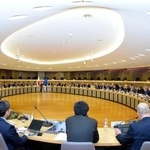 　１７日、ブリュッセルで開かれた日ＥＵ「防衛産業対話」の初会合（代表撮影・共同）