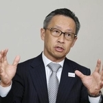 　インタビューに応じる三菱ＵＦＪ銀行の大沢正和頭取