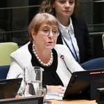 　２１日、ニューヨークの国連本部で、公開討論に臨むチリのバチェレ元大統領（共同）　