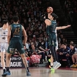 　横浜ＢＣ戦でシュートを放つ千葉Ｊの渡辺＝船橋市ららアリーナ東京ベイ