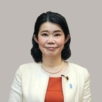 　国光文乃・外務副大臣