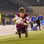 　ラグビー・リーグワン２部の愛知戦でトライを決める九州・山田章。通算トライで歴代トップに並んだ＝博多の森陸上競技場