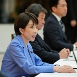 　国家安全保障戦略など安保関連３文書の改定に向けた有識者会議の初会合で発言する高市首相＝２７日午後、首相官邸