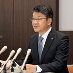 　決算の記者会見をするデンソーの林新之助社長＝２８日午前、名古屋市