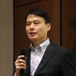 　「テラドローン」の徳重徹社長＝３月３１日、ウクライナ・キーウ